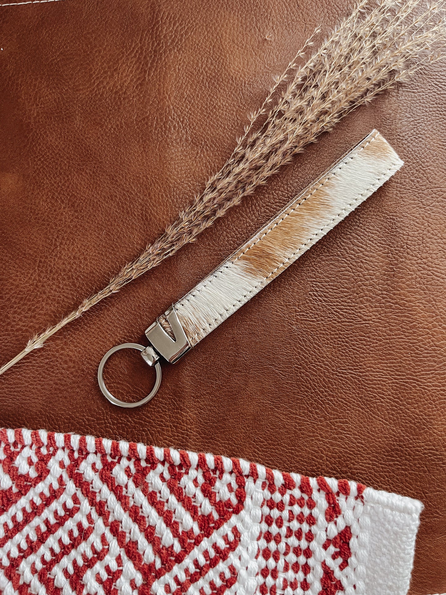 Cowhide key Wristlet