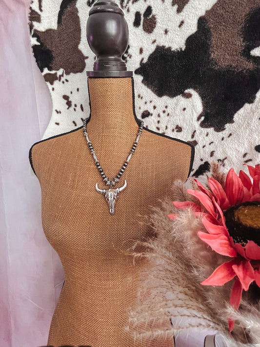 Amada Longhorn necklace