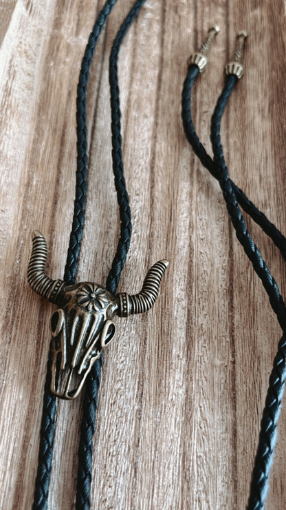 Skull bolo tie