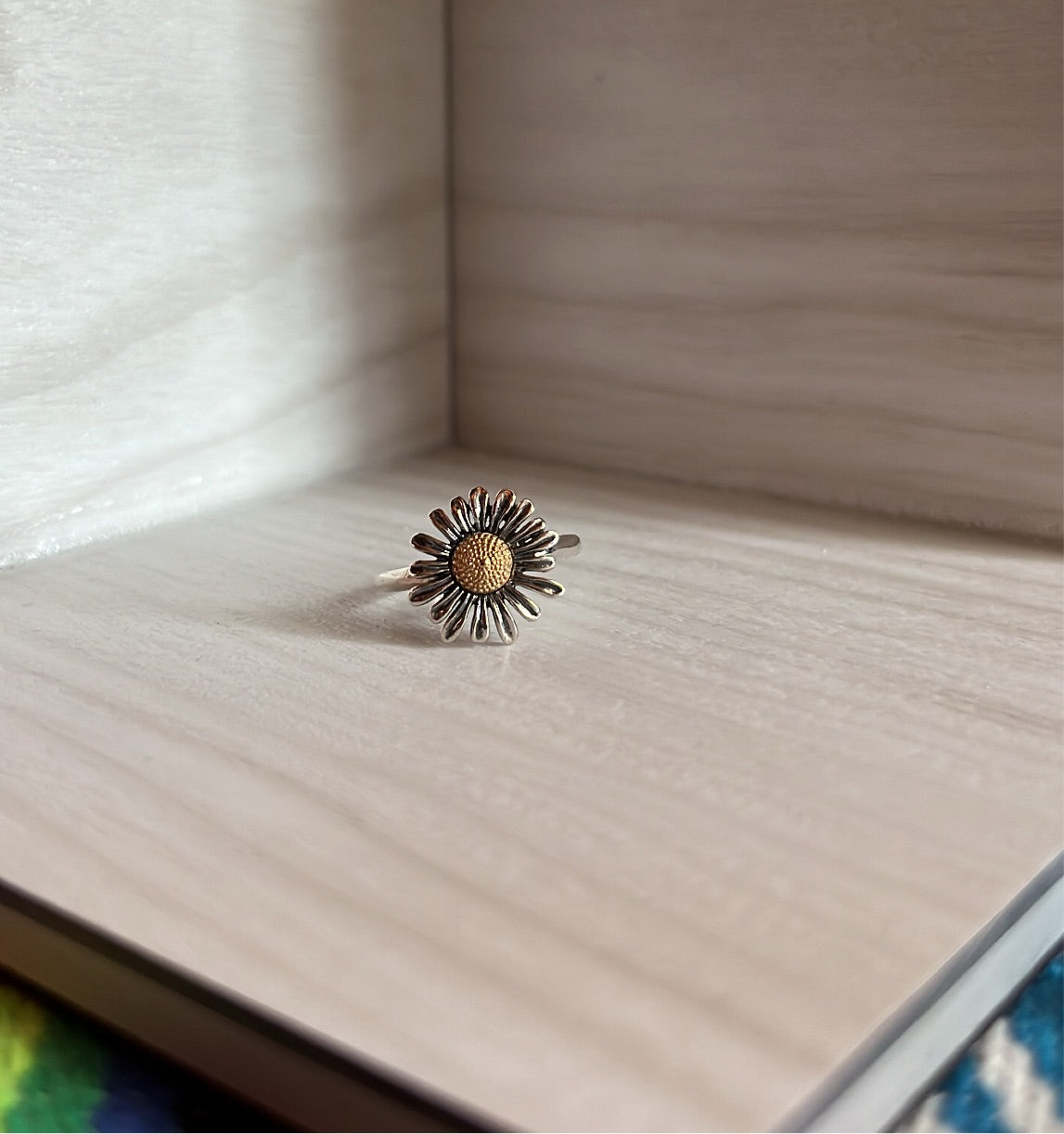 Daisy Ring with Bronze Center